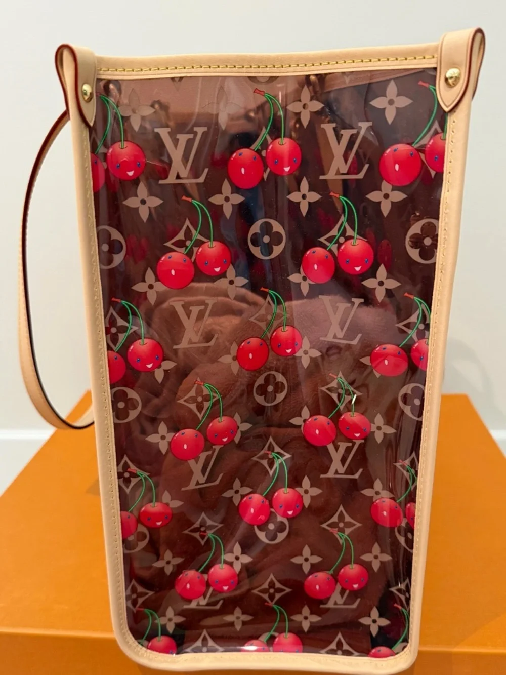 Louis Vuitton Takashi Murakami Cherry On The Go GM Bag - Picture 4 of 9